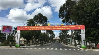 Mở hồ sơ năng lực hai nhà thầu tranh gói xây lắp hơn 2 tỷ đồng tại phường Phú An