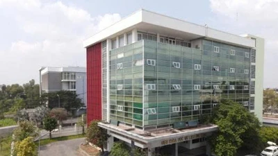 Viện CNVLTT ĐHQG-HCM: Gói thầu 1,249 tỷ tiết kiệm... 14,7 triệu đồng?