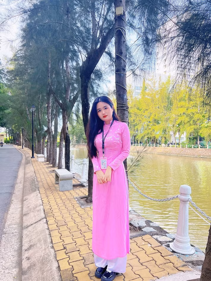 Thi đấu ở vị trí đi rừng, Kỳ Duyên kiểm soát tài nguyên hiệu quả, liên tục mở giao tranh và tạo lợi thế cho toàn đội.