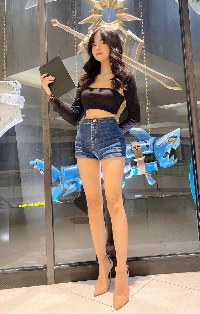 Người hâm mộ kỳ vọng cô sẽ tiếp tục mang đến nhiều bộ ảnh và dự án truyền cảm hứng cho cộng đồng game Việt trong thời gian tới.