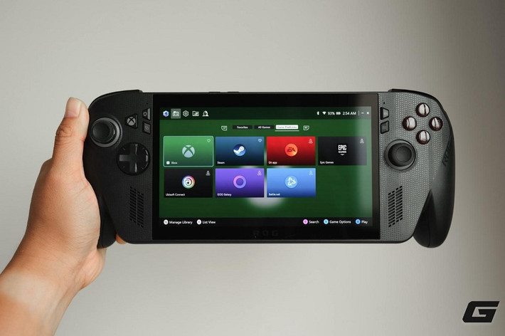 Asus ROG Xbox Ally X là phiên bản nâng cấp mạnh mẽ của mẫu ROG Ally, nay được tinh chỉnh để mang đến trải nghiệm “console hóa” cho game thủ. (Ảnh: Genk)