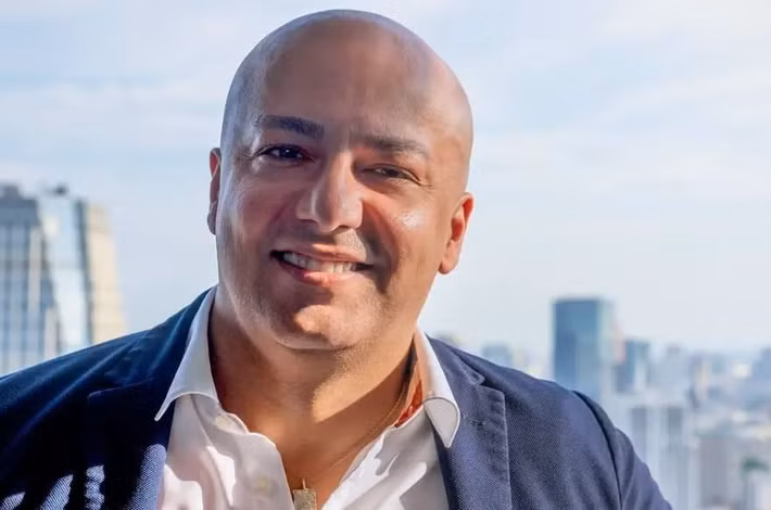 Jad Tarifi từng là kỹ sư AI kỳ cựu tại Google, tham gia phát triển các mô hình nền tảng như transformer.