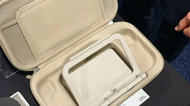 1. Belkin Charging Case Pro cho Nintendo Switch 2 tích hợp pin 10.000mAh, giúp game thủ chơi thoải mái khi di chuyển.