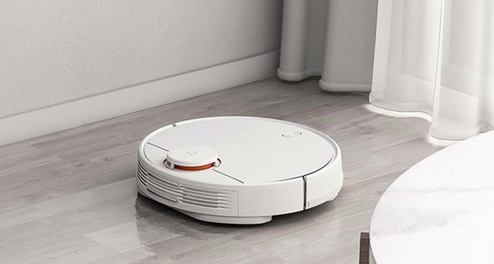 Nguyên nhân chính là giẻ lau tích tụ bụi bẩn, dầu mỡ và chất hữu cơ nhưng không được làm sạch ngay.