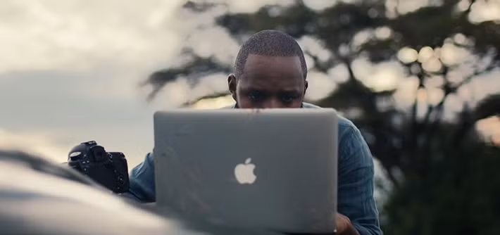 Các quảng cáo giả mạo dẫn đến website giống hệt trang chính thức của Apple.