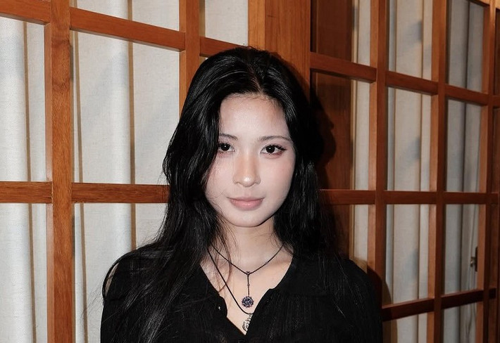 Trước đó, cô từng hóa thân nhiều nhân vật khác nhau, từ dịu dàng đến cá tính và đều thành công.