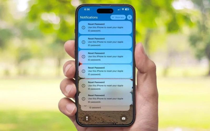 Thông báo liên tục làm sáng màn hình cũng góp phần khiến pin giảm nhanh chóng trong lúc ngủ.