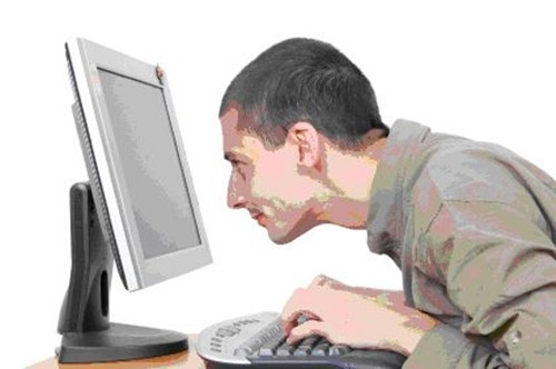 Tuy nhiên, việc dí mắt lâu vào màn hình gây hại cho mắt, nên họ dùng màn hình cao cấp 240Hz, 360Hz để giảm áp lực.