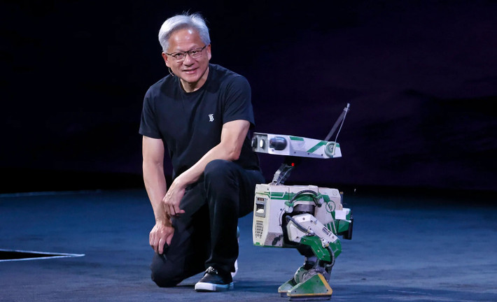 Theo Huang, “mọi vật thể di chuyển đều sẽ là robot” và NVIDIA sẽ là nền tảng cho cuộc cách mạng này.