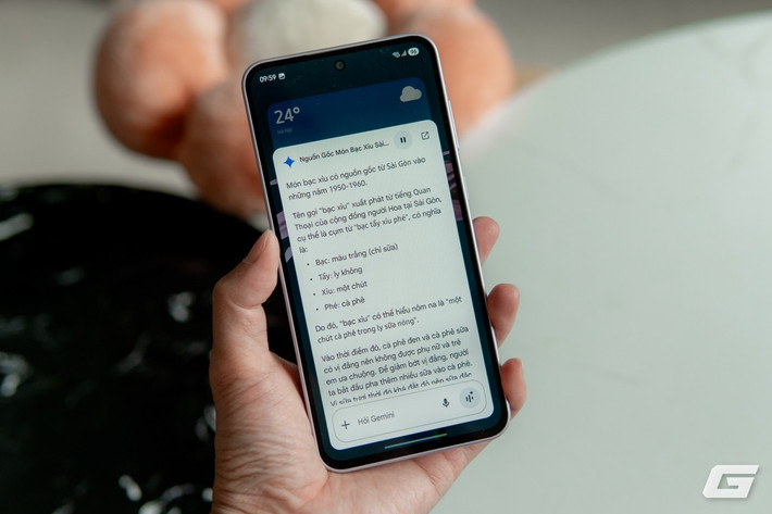 Sự kết hợp giữa AI, hiệu năng, camera và thiết kế đã giúp Galaxy A56 5G trở thành lựa chọn nổi bật, củng cố vững chắc thành tích doanh số toàn cầu.(Ảnh: Genk)