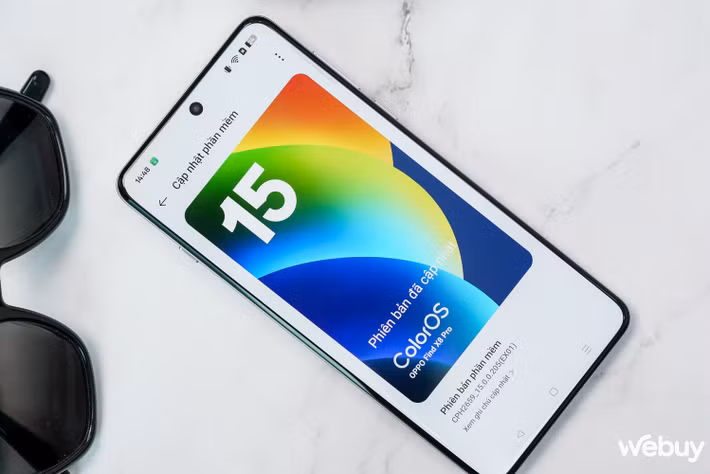 Tô Hoa (Hà Nội) cho rằng sự mượt mà của ColorOS khiến chị gắn bó với OPPO suốt 5 năm qua.(Ảnh: We buy)