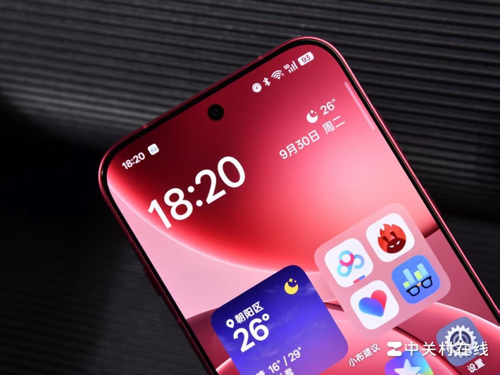 Giá smartphone tầm trung và cao cấp đã tăng 100-500 nhân dân tệ, riêng OPPO Find X9 chênh 900 nhân dân tệ.