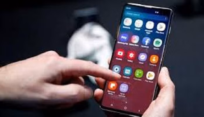 Theo công bố từ công ty bảo mật McAfee, ứng dụng mang tên BMI CalculationVsn được quảng bá là công cụ tính toán chỉ số khối cơ thể (BMI) nhằm hỗ trợ người dùng theo dõi cân nặng và tình trạng sức khỏe, nhưng bên trong lại chứa các chức năng có dấu hiệu thu thập dữ liệu nhạy cảm một cách trái phép.