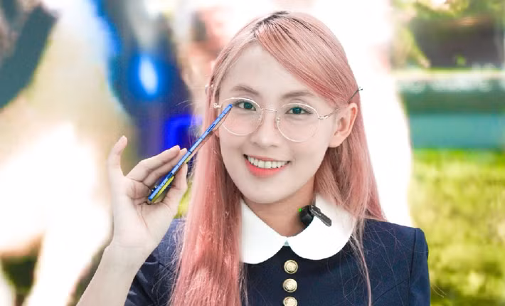 Reviewer Đan Anh cho rằng độ mỏng chỉ có ý nghĩa khi không làm giảm trải nghiệm cốt lõi như hiệu năng hay độ ổn định.