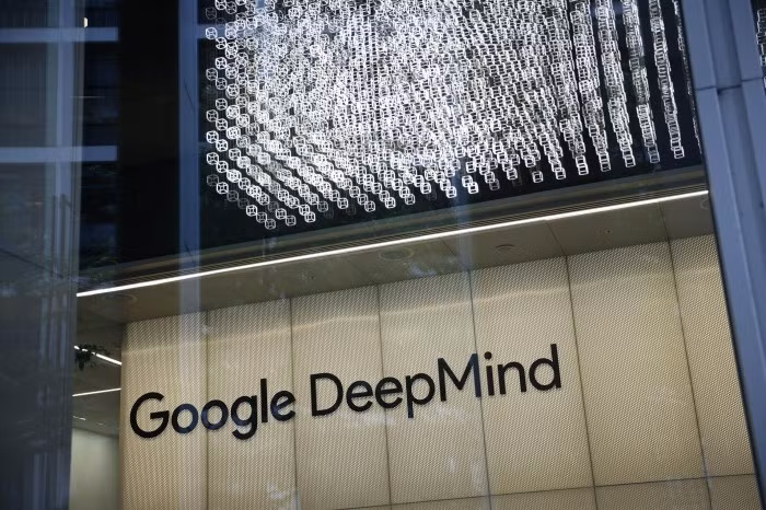 Google DeepMind vừa công bố kế hoạch mở phòng thí nghiệm nghiên cứu tự động đầu tiên của hãng tại Vương quốc Anh. (Ảnh: FT)