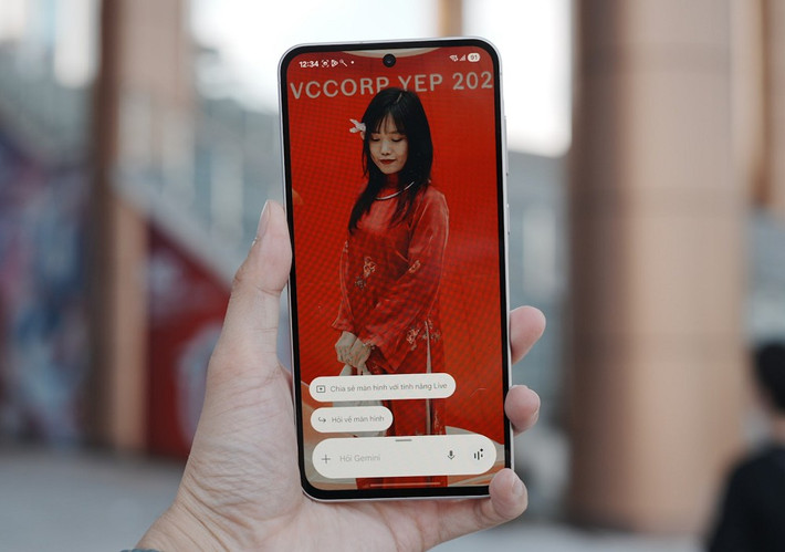 AI có thể so sánh giá, cảnh báo rủi ro hàng giả và đề xuất nguồn hàng đáng tin cậy.