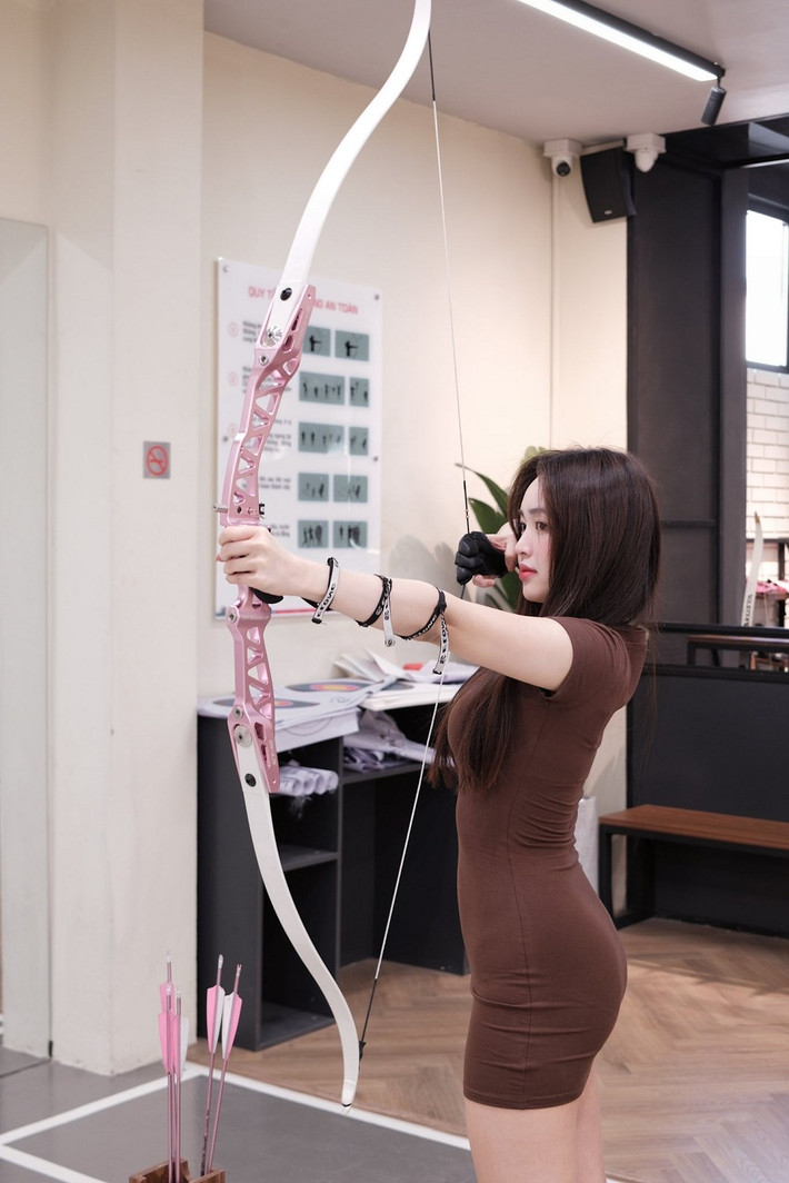 Lê Phương Anh sở hữu lượng người theo dõi lớn nhờ ngoại hình cuốn hút và nội dung sáng tạo.