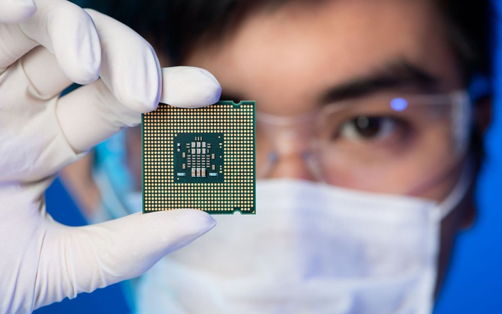 Nếu chiến sự kéo dài, nhu cầu chip có thể suy giảm, gây áp lực lớn lên toàn ngành.