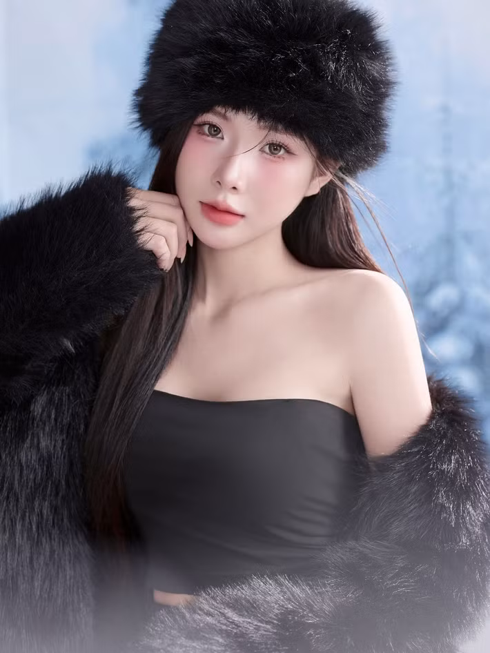 Màn bắt trend lần này cho thấy Khánh An ngày càng thoải mái thể hiện cá tính, đồng thời hứa hẹn sẽ còn mang đến nhiều bất ngờ hơn trong thời gian tới.