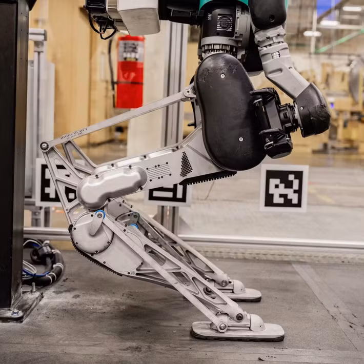 Không cần nghỉ ốm hay đòi tăng lương, Digit làm việc 8 tiếng mỗi ngày với độ chính xác cao và hiệu suất ổn định.