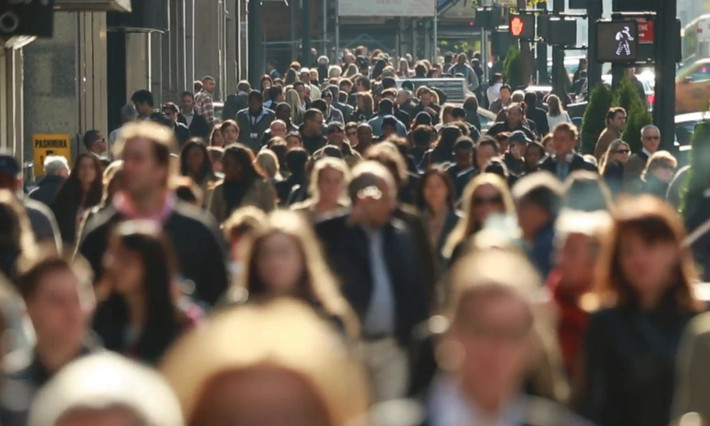 Nếu tiếp tục phớt lờ cảnh báo, con người có thể trở thành nạn nhân của chính mình.