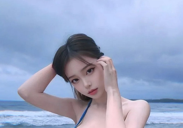 Nhờ ngoại hình được thiết kế hoàn hảo từ gương mặt đến vóc dáng, Sherry khiến nhiều người tin rằng cô là người thật.