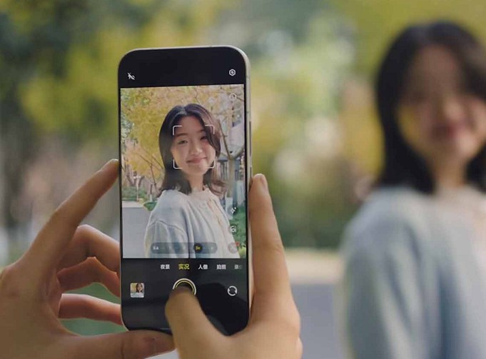 Với mức giá xách tay khoảng 13-14 triệu đồng, Vivo S50 Pro mini đang trở thành “siêu điện thoại mini” phá giá thị trường cuối năm 2025.