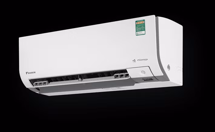 Không chỉ kiểm soát độ ẩm, FTKM còn được tích hợp loạt tính năng thông minh thông qua ứng dụng Daikin Air Select, cho phép người dùng điều khiển từ xa, theo dõi điện năng tiêu thụ và kích hoạt GPS Interlock để điều hòa tự bật khi chủ nhà sắp về tới nơi.