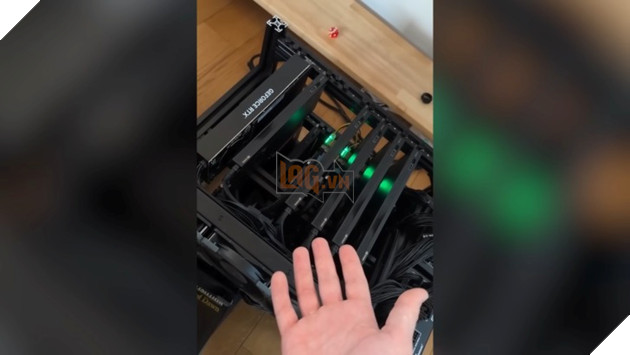 Tuy nhiên, PewDiePie phát hiện dữ liệu huấn luyện bị trùng với bộ kiểm tra.