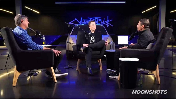 Elon Musk cho rằng lợi thế cạnh tranh dựa trên thâm niên hay chuyên môn lặp lại sẽ khó tồn tại trước tốc độ học tập theo hàm mũ của AI. (Ảnh: Moonshots)
