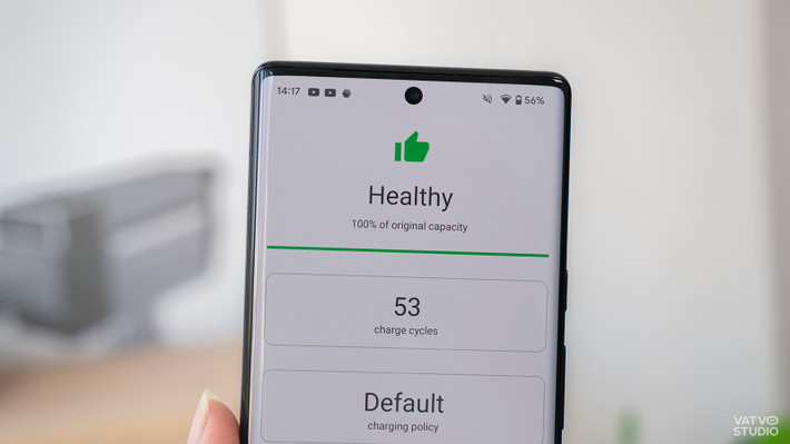 Để tiết kiệm pin, người dùng nên tắt ứng dụng ngầm, giảm độ sáng và bật chế độ tiết kiệm.