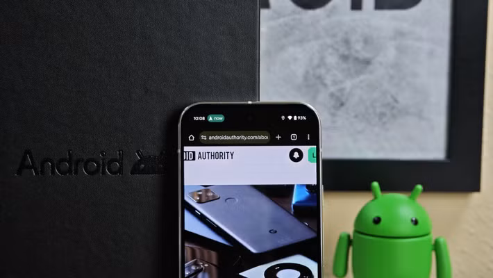 Tính năng này cho phép hiển thị chỉ đường ngay trên màn hình khóa Android.