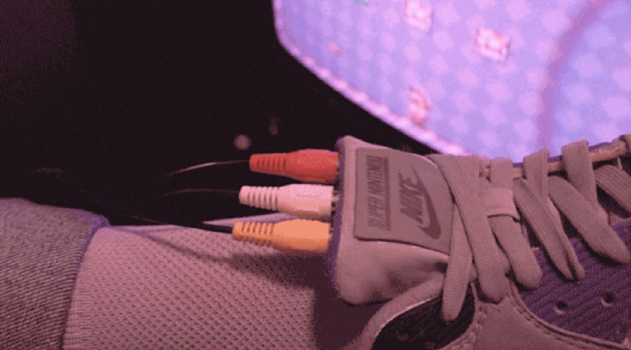 AIR SNES chỉ là sản phẩm nghệ thuật độc bản, không bán ra thị trường, càng khiến dân mạng tò mò.