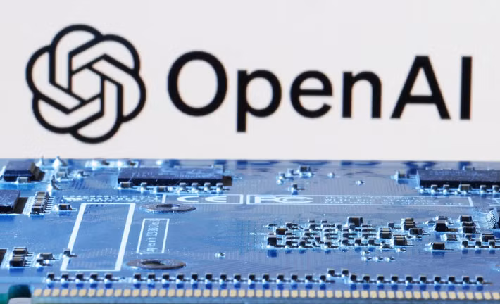 Broadcom phụ trách thiết kế vi mạch, còn OpenAI tối ưu để chip “ăn khớp” hoàn hảo với các mô hình GPT tương lai.