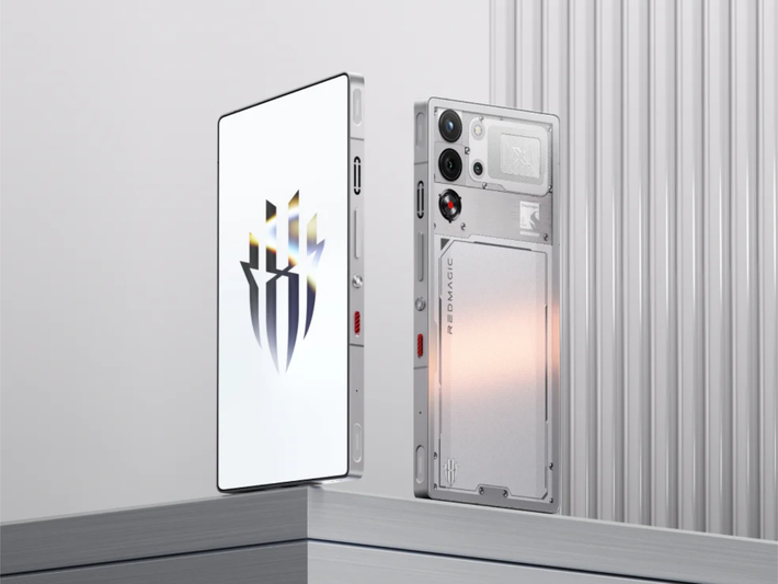 Xu hướng smartphone 2026 là tăng dung lượng pin kết hợp công nghệ silicon-carbon, nhưng tối ưu phần mềm mới là yếu tố quyết định.