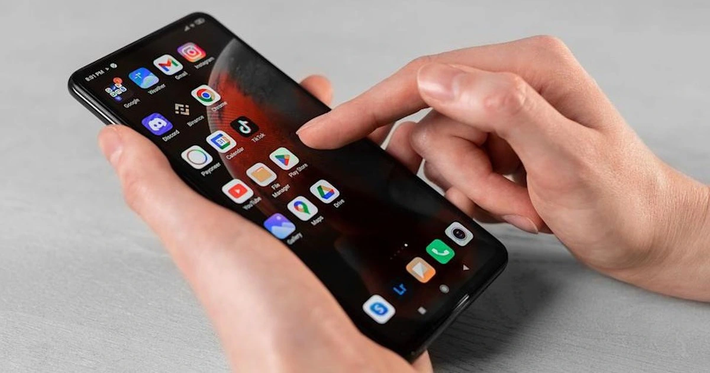 Anh chỉ mất 10 phút nhưng kết quả là chiếc máy chạy mượt mà hơn hẳn.