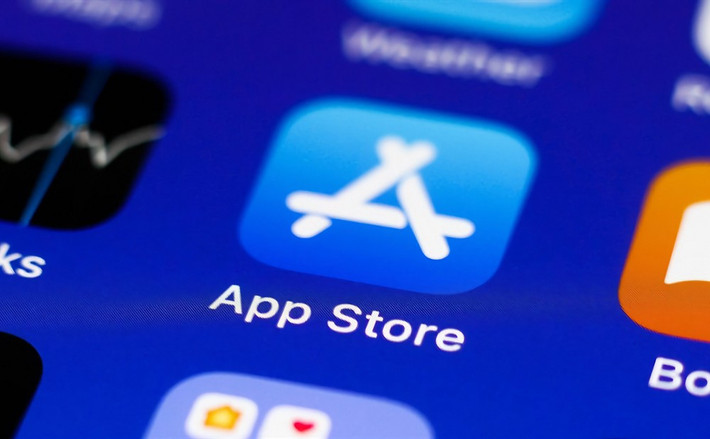 Cài đặt ứng dụng ngoài App Store tiềm ẩn nguy cơ cấp quyền sâu và bị theo dõi vị trí, lưu lượng mạng.