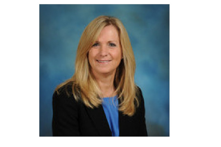 Giáo sư kiêm Giám đốc nghiên cứu điều dưỡng Gail Tomblin Murphy (ĐH Dalhousie, Nova Scotia) cho biết mình bị trích dẫn trong một “bài báo” không tồn tại.