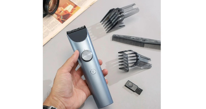 4. Tông đơ cắt tóc Mijia Gen 2 có lưỡi thép không gỉ, động cơ mạnh nhưng vận hành êm ái.