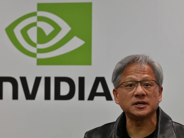 Giới phân tích cho rằng núi tiền này vừa là lợi thế, vừa là áp lực lớn cho Nvidia.