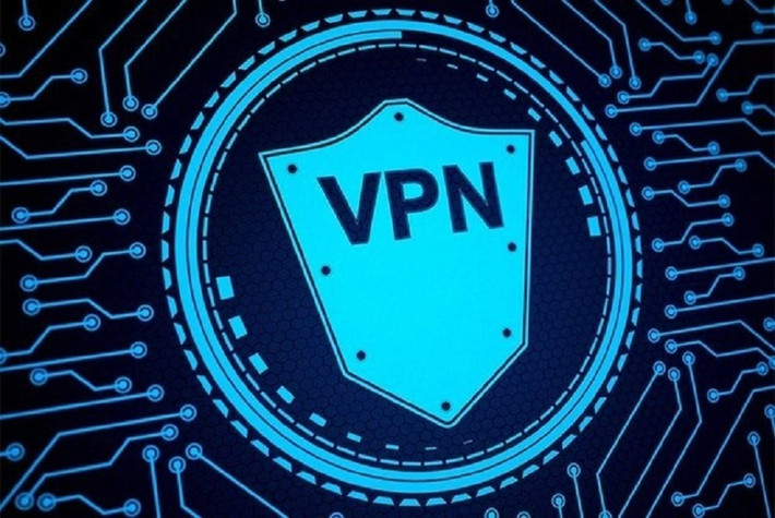 Cập nhật hệ điều hành, kiểm tra quyền ứng dụng và dùng VPN là cách bảo vệ hiệu quả.