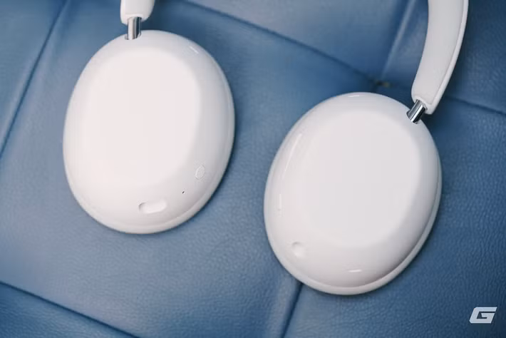 Trọng lượng chỉ 138g, pin lên tới 92 giờ không bật ANC, vượt nhiều đối thủ cao cấp. (Genk)