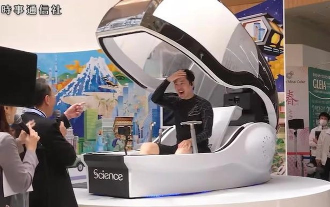 Thiết bị hoạt động như bồn tắm spa tự động, làm sạch toàn thân chỉ trong 15 phút.