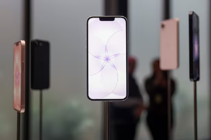 Các chuyên gia cảnh báo Coruna có thể lan truyền ra ngoài phạm vi kiểm soát. Công cụ gián điệp thương mại có thể rơi vào tay tội phạm mạng hoặc nhóm cấp nhà nước.