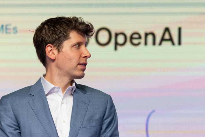 CEO Sam Altman ví đây là bước ngoặt giúp người dùng “làm việc năng suất hơn, sáng tạo hơn và học nhanh hơn”.