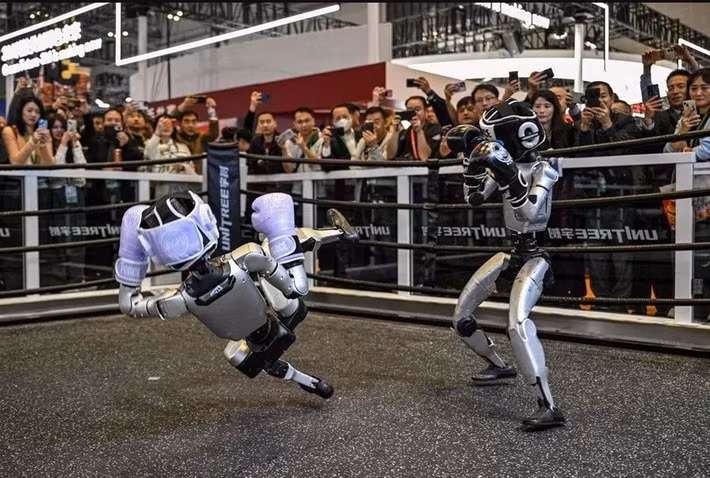 Theo truyền thông Trung Quốc, số doanh nghiệp robot hình người đã vượt mốc 150 hãng, song hơn một nửa là start-up hoặc công ty “lấn sân”.