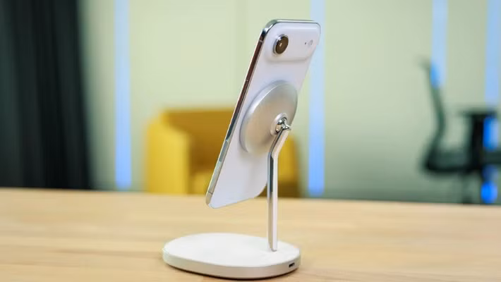 Song song đó, mẫu iPhone Air 2 được cho là sẽ không xuất hiện trong năm nay, dù vẫn đang trong quá trình phát triển.