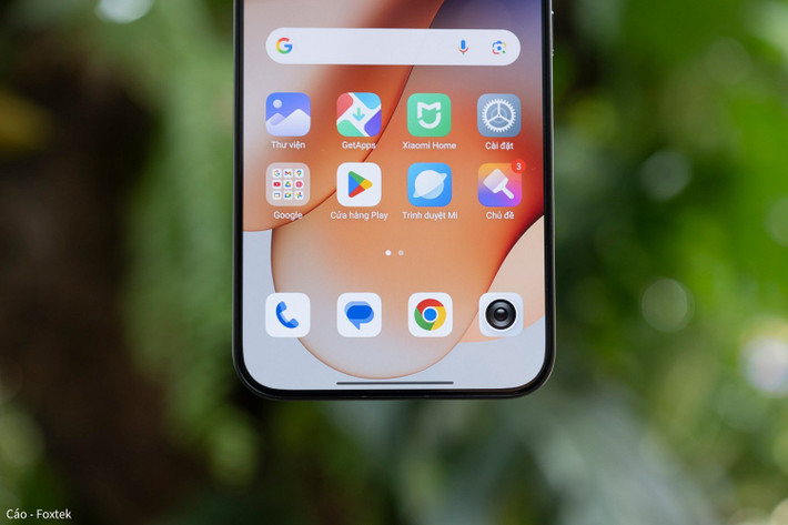 Sức mạnh đến từ chip MediaTek Dimensity 9400+ tiến trình 3nm, RAM 12GB và bộ nhớ UFS 4.1 giúp máy chiến tốt mọi tựa game nặng.(Ảnh: Cáo-Foxtek)