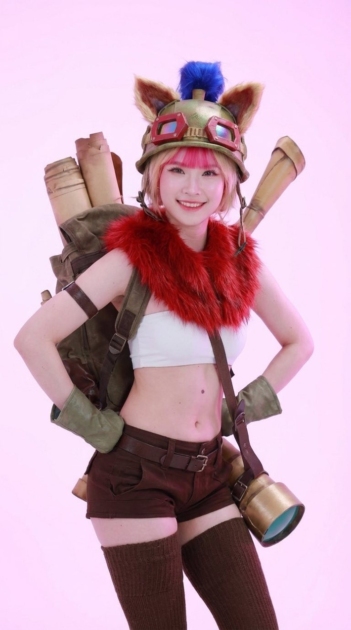 Việc nữ ca sĩ sử dụng hình ảnh cá nhân cũng được xem là không gây ảnh hưởng trực tiếp đến giới cosplay chuyên nghiệp.