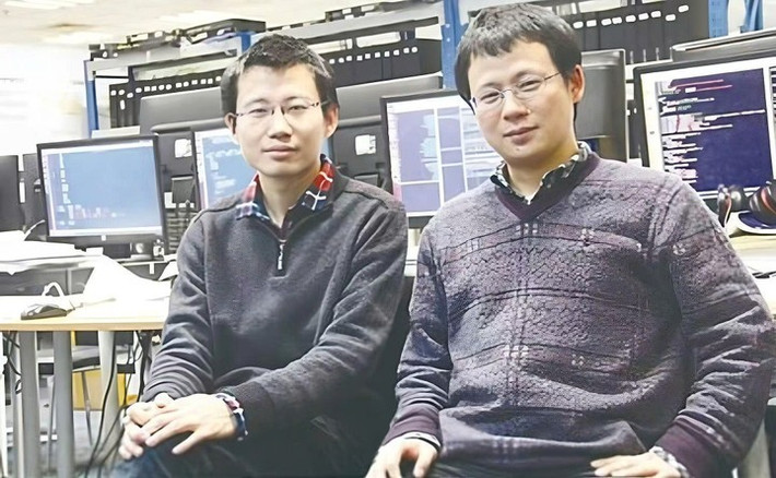 Anh từng gây tiếng vang với chip “Điện Não” và thành lập Cambricon năm 2016 cùng anh trai Trần Vân Cơ.